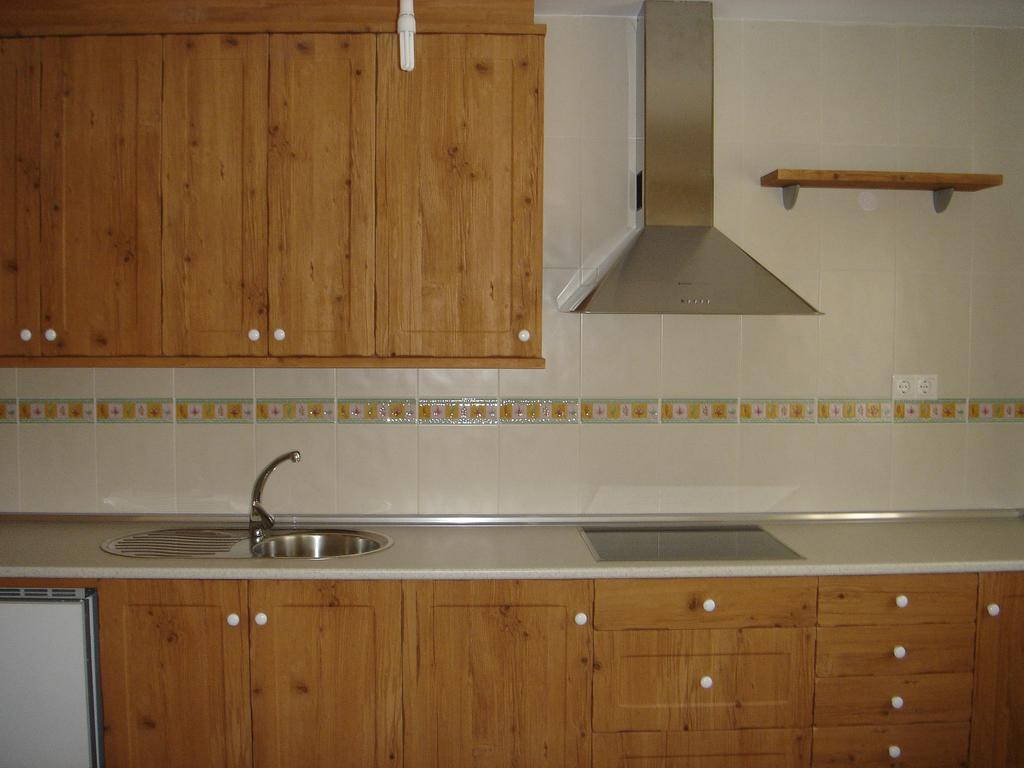 Apartamentos Serrano Ribatajada Exterior photo